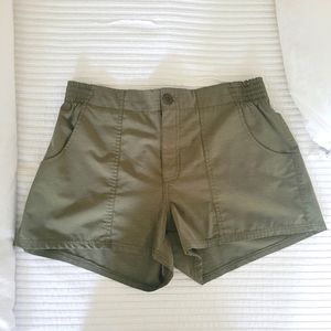 Faherty Quick Dry Stretch Waist Shorts - Olive - Small